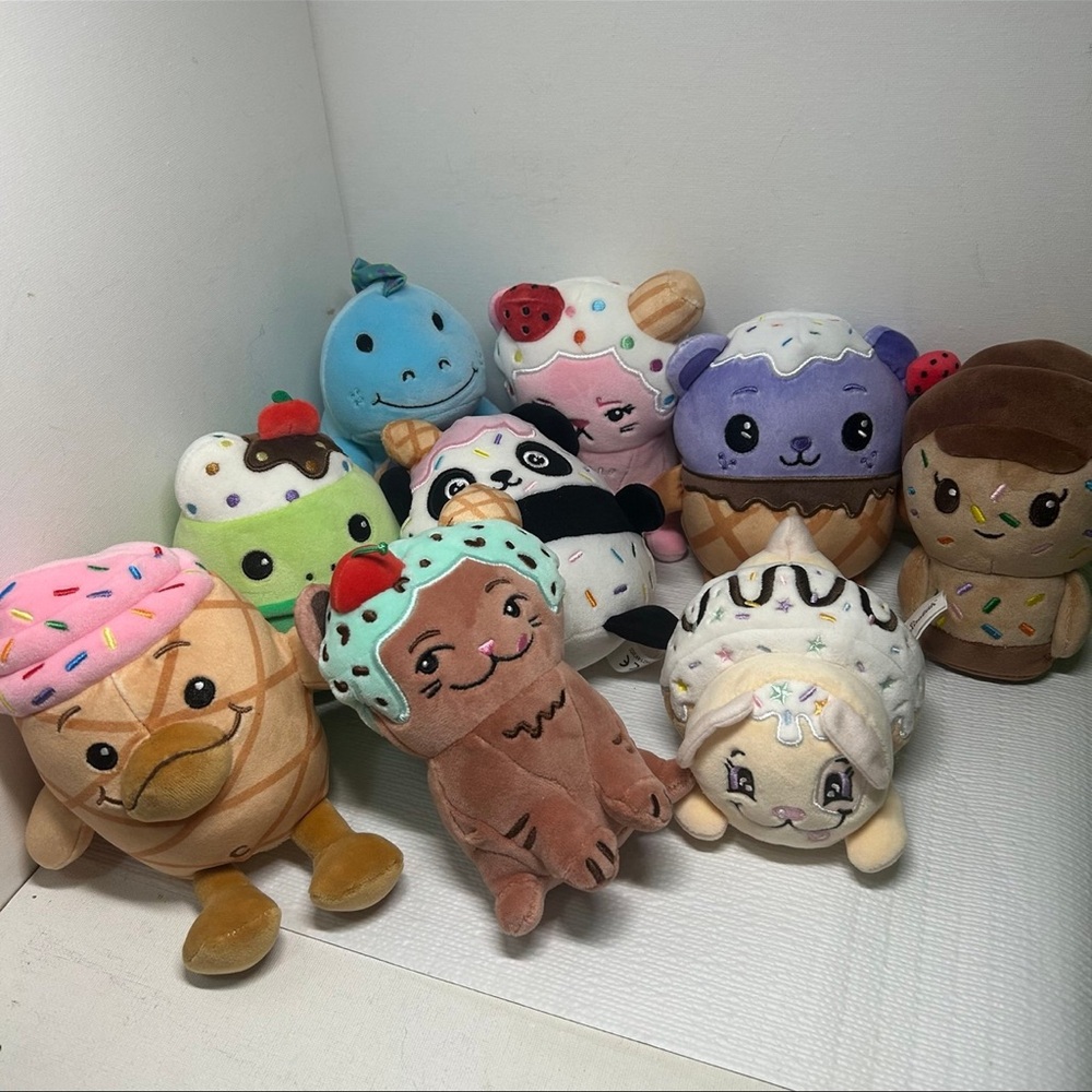 Moriah Elizabeth - Mini Mystery Plush - Series Two - Complete Set of 9